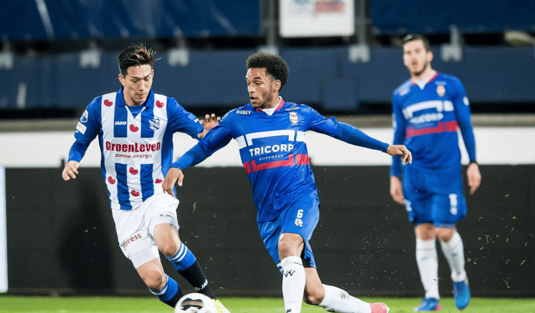 社交媒体上 社交媒体上