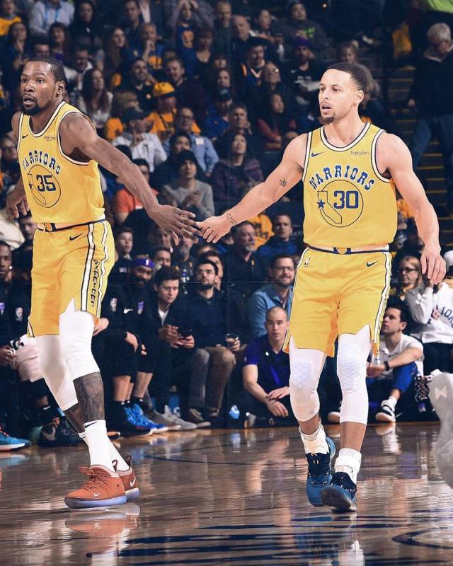 球从来都不 球从来都不